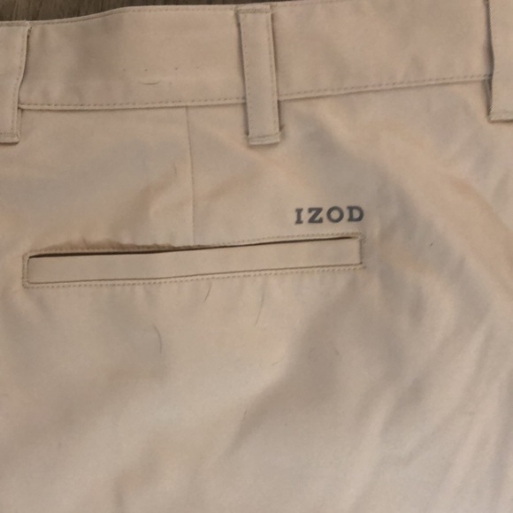 Men’s Izod Golf Shorts - Picture 3 of 8